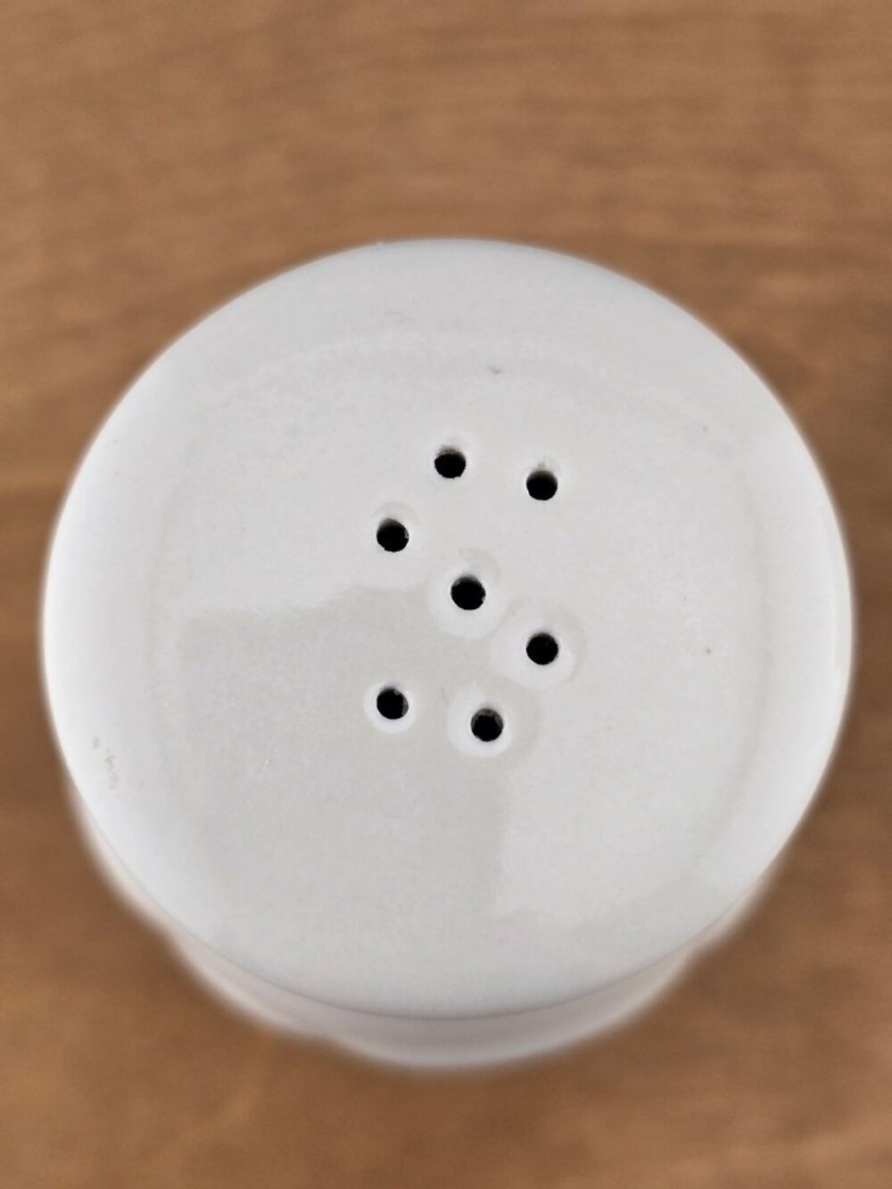 Longaberger White Ceramic Salt & Pepper Shaker Set - Picture 4 of 8